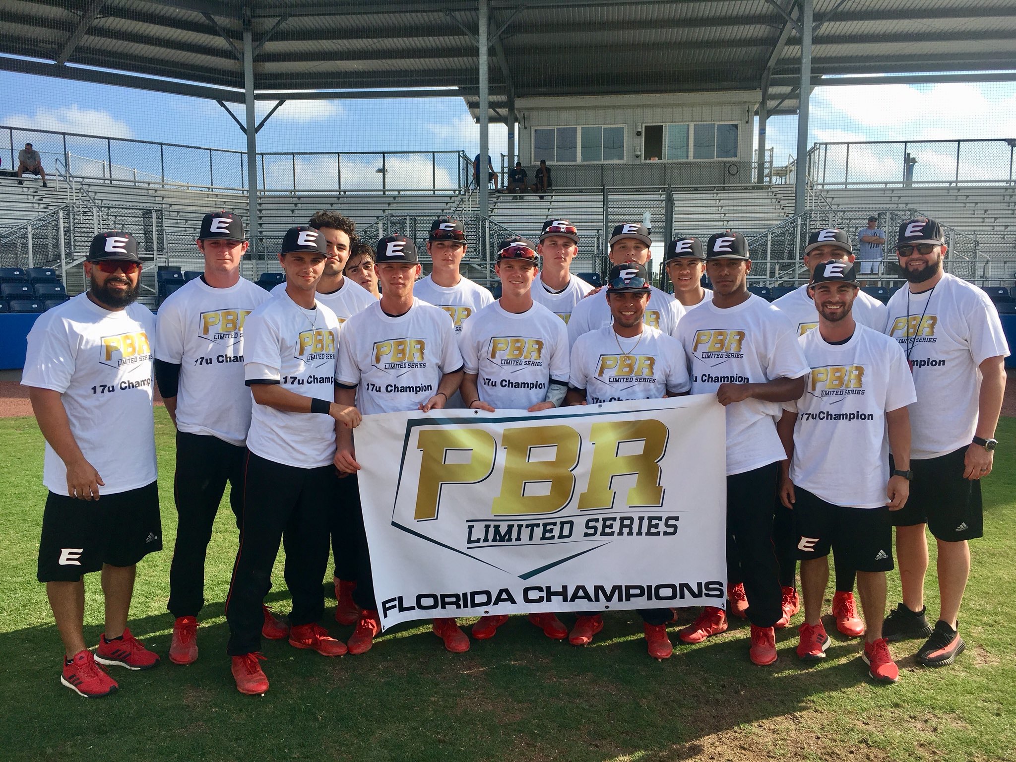 17u National Wins PBR Title